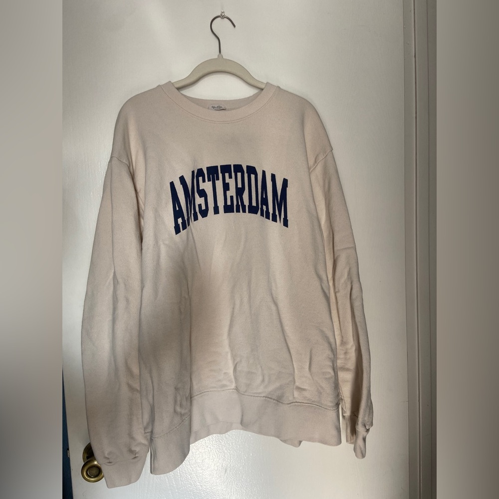 brandy melville oversized sweatshirt